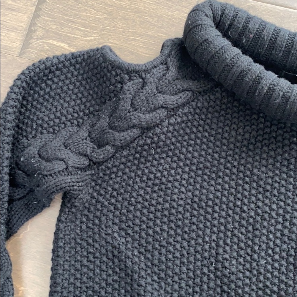 Peony Wool/nylon cold-shoulder sweater